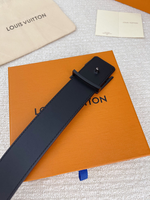 l**is V*t*n belt