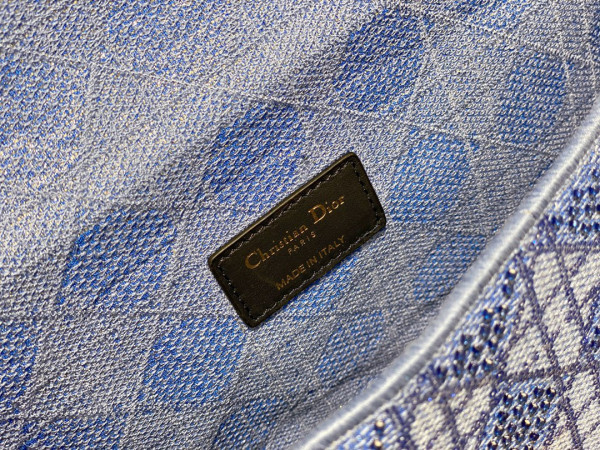 D*or medium caro bag