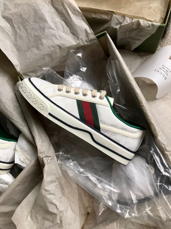 G*u*i tennis 1977 sneaker