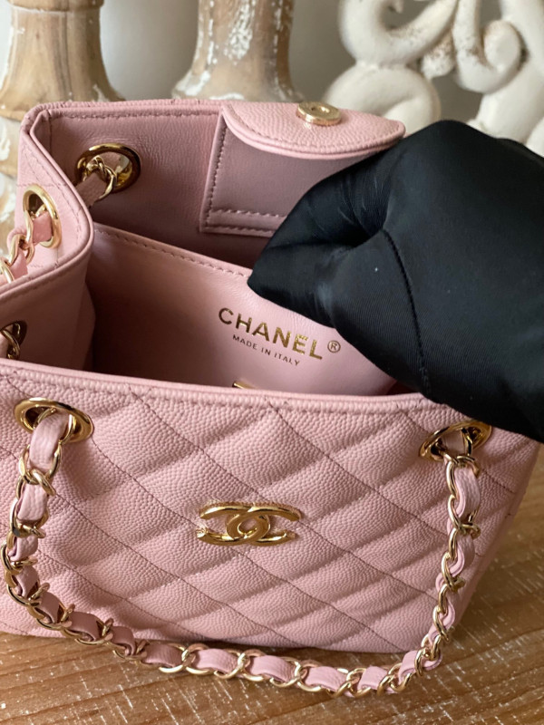CL BUCKET BAG