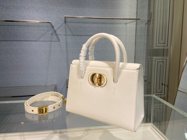 D*or large st honorÉ tote