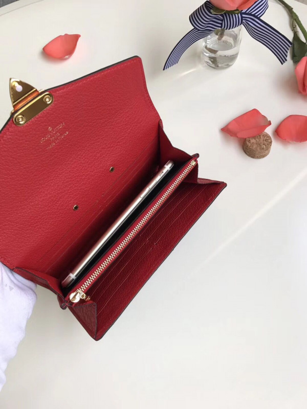 l**is V*t*n pallas wallet