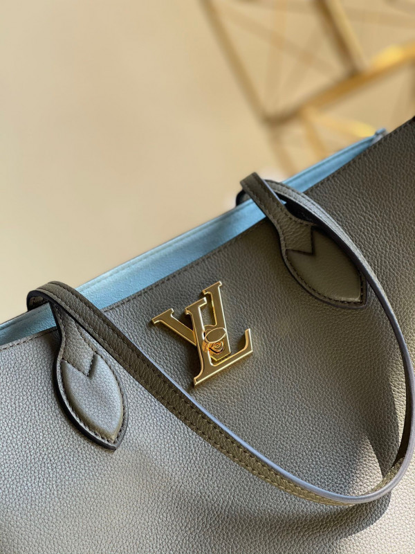l**is V*t*n lockme shopper