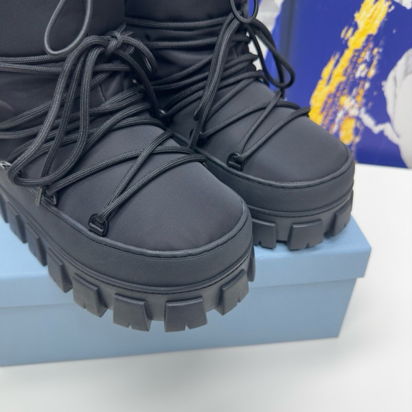 Pra*a boots