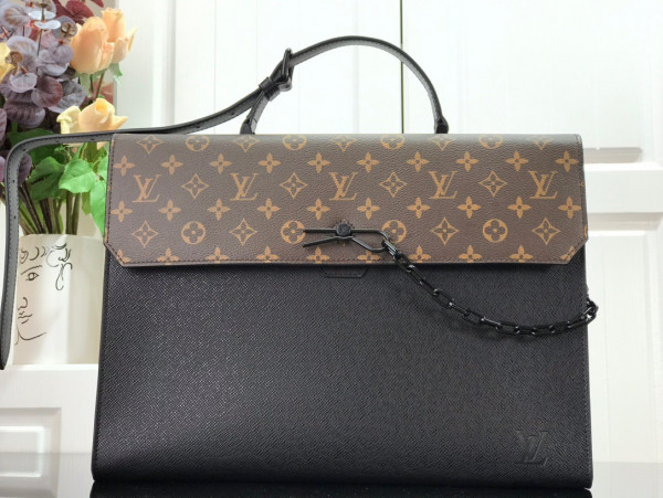 l**is V*t*n robusto briefcase