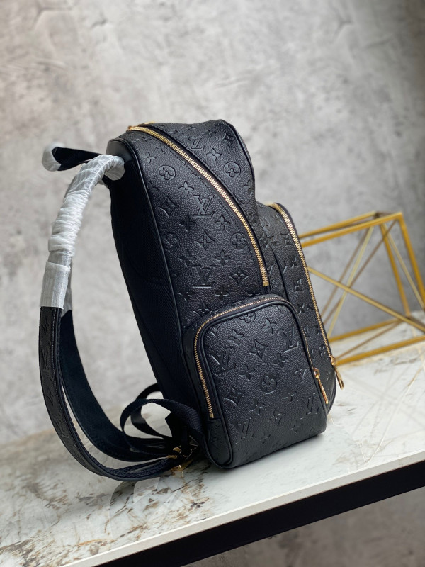 l**is V*t*n lvxnba basketball backpack