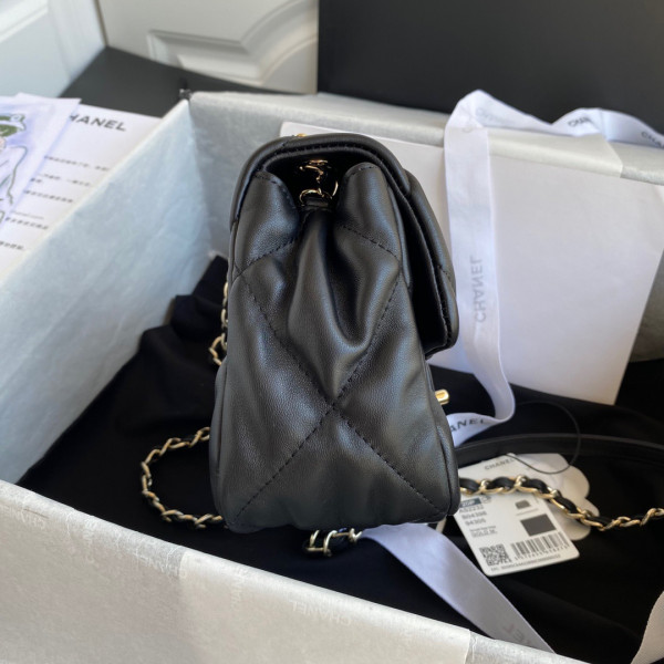CL FLAP BAG