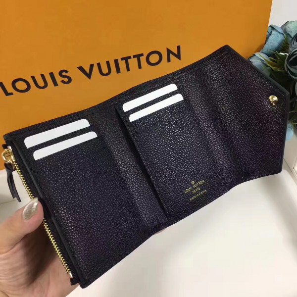 l**is V*t*n victorine wallet