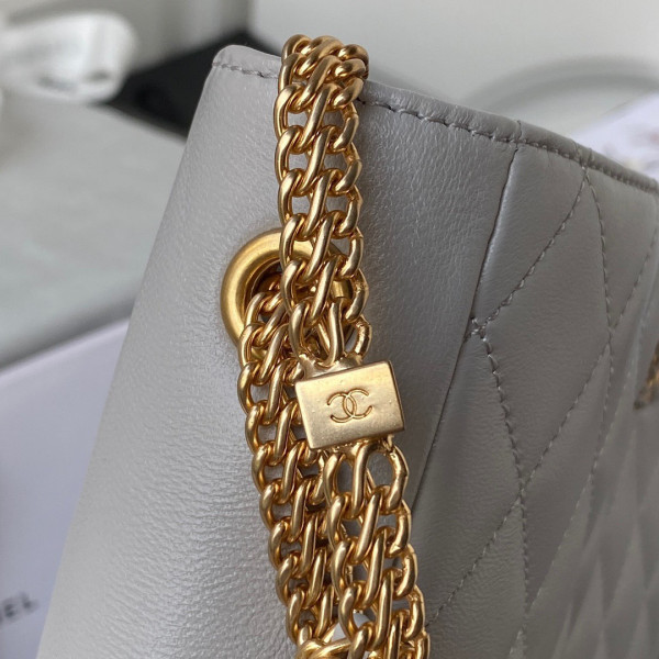 CL BUCKET BAG