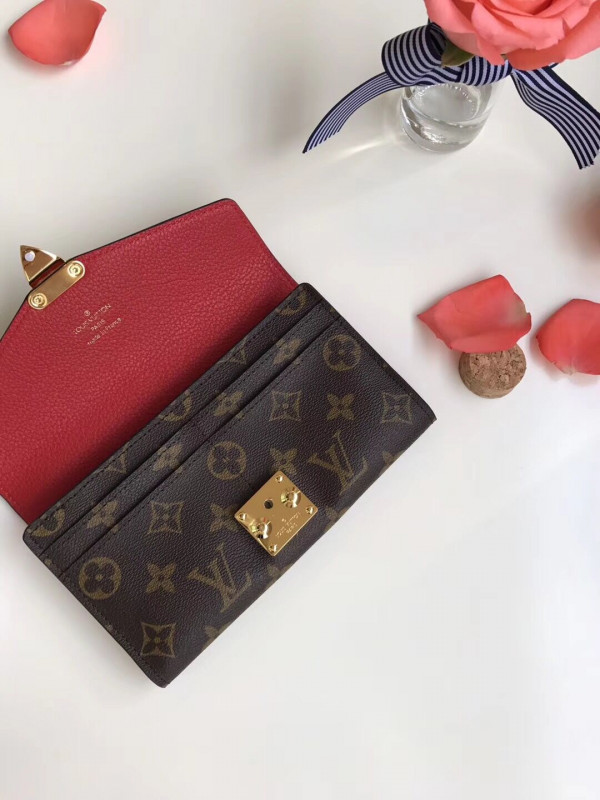 l**is V*t*n pallas wallet