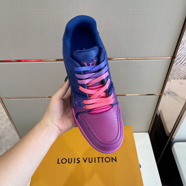 l**is V*t*n trainer sneaker