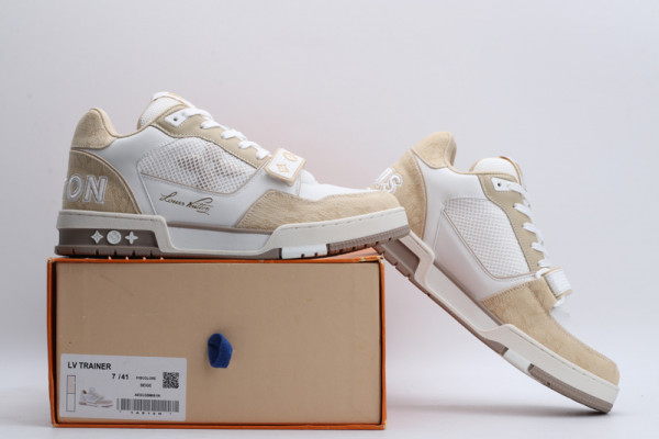 l**is V*t*n trainer sneaker