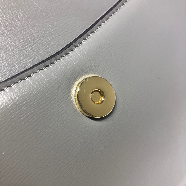 G*u*i ring shoulder bag