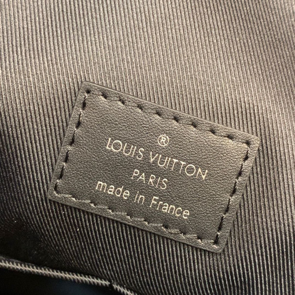 l**is V*t*n tote