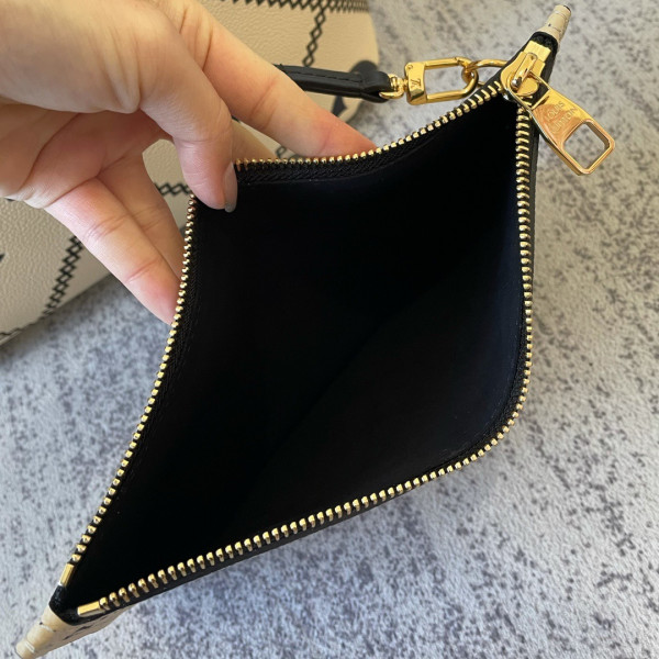l**is V*t*n neverfull mm