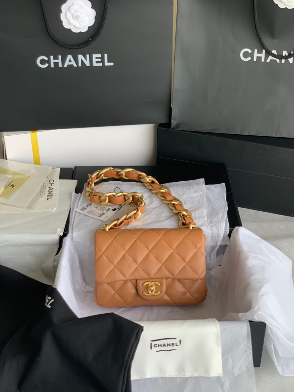 CL SMALL FLAP BAG