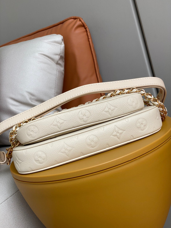 l**is V*t*n multi pochette accessoires