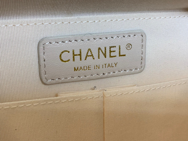 CL VANITY CASE