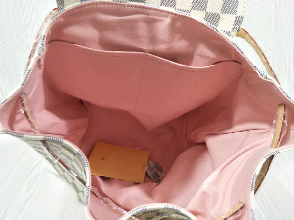 l**is V*t*n sperone backpack