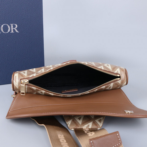 D*or saddle bag