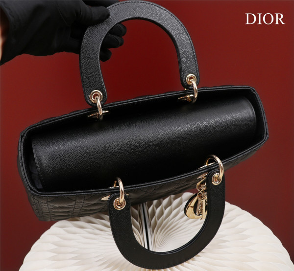 large lady D*or bag