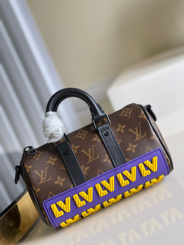 l**is V*t*n keepall xs