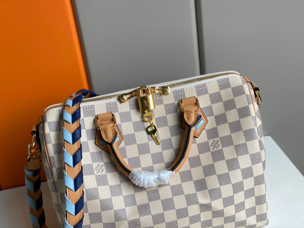 l**is V*t*n speedy bandouliÈre 30