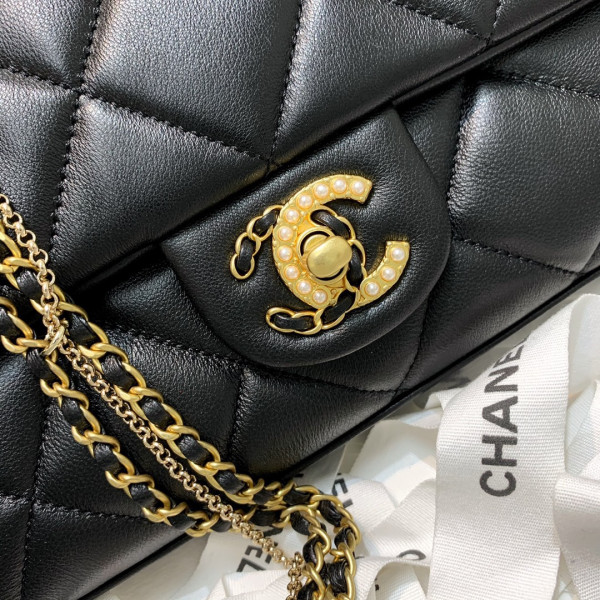 CL FLAP BAG