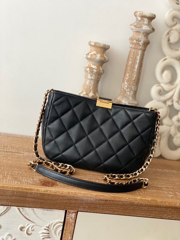CL HOBO HANDBAG