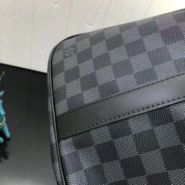 l**is V*t*n keepall bandouliÈre 55