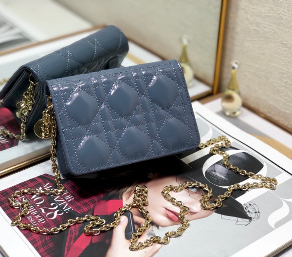lady D*or nano pouch