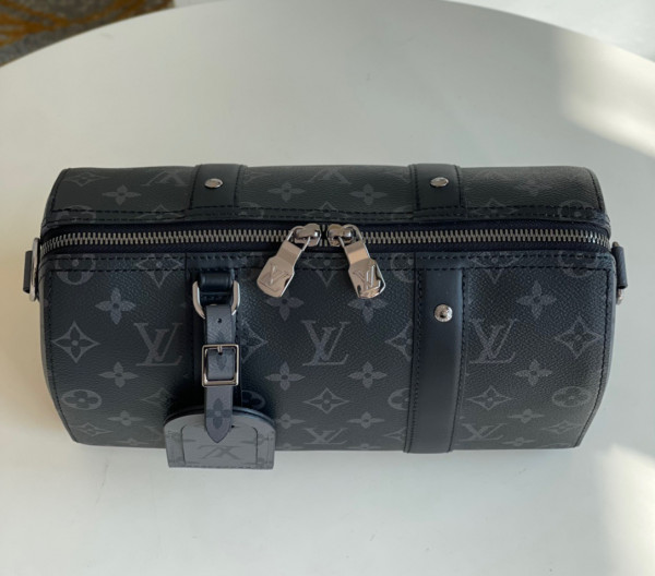 l**is V*t*n city keepall