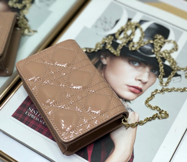 lady D*or nano pouch