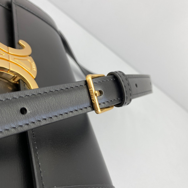 Ce**e triomphe bag
