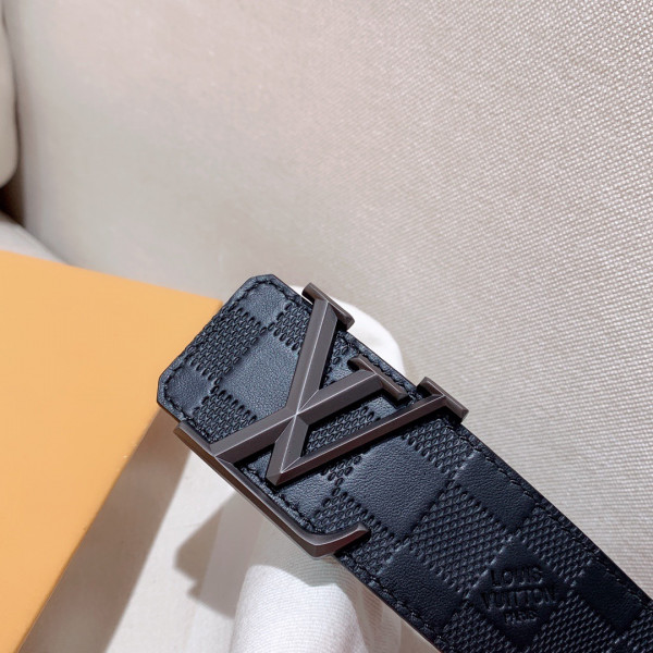 l**is V*t*n belt