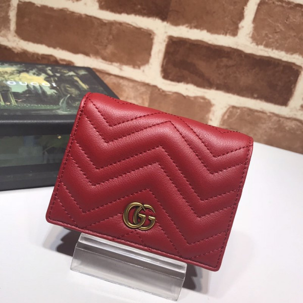G*u*i gg marmont card case wallet