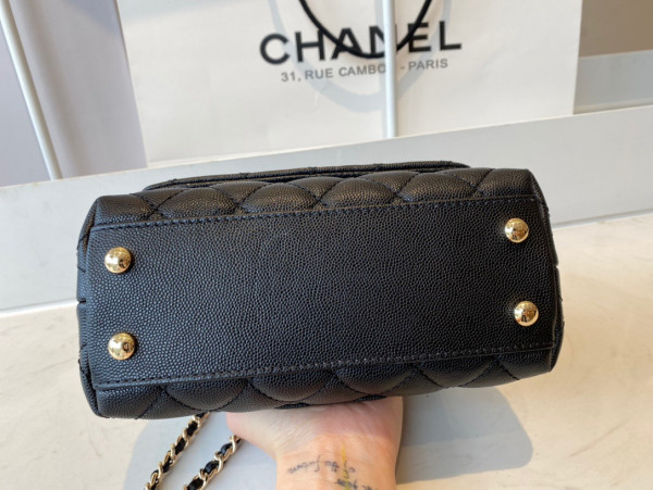 CL MINI FLAP BAG WITH TOP HANDLE