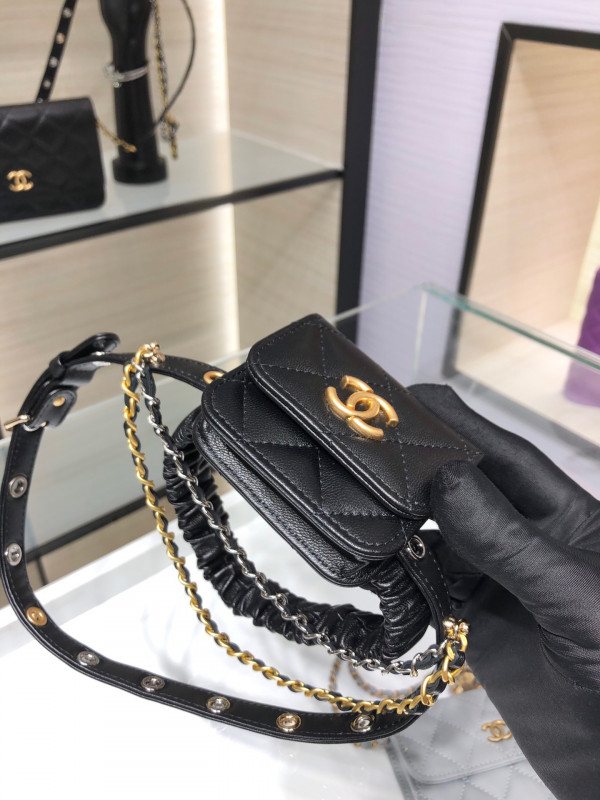 CL AIRPODS CASE
