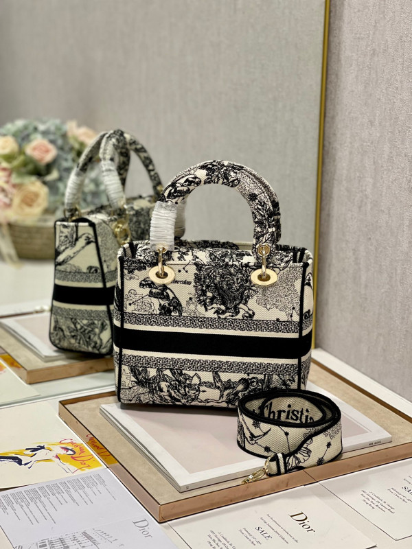 D*or medium lady d-lite bag