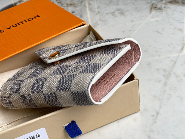 l**is V*t*n victorine wallet