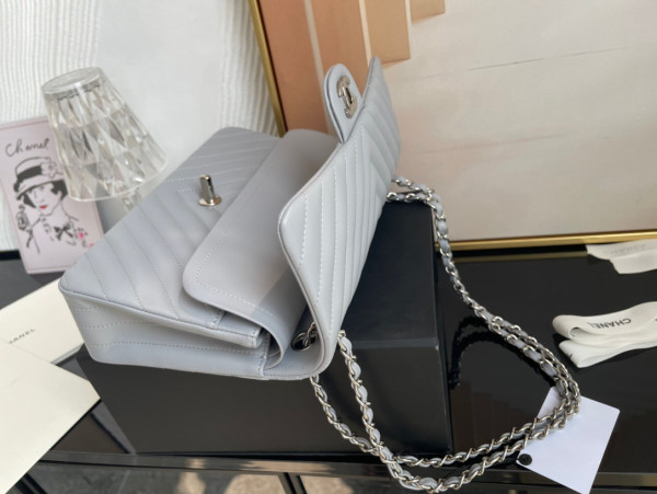 CL FLAP BAG