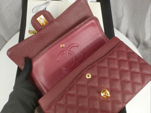 CL CLASSIC HANDBAG