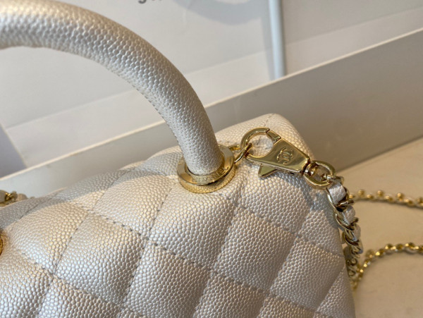 CL MINI FLAP BAG WITH TOP HANDLE