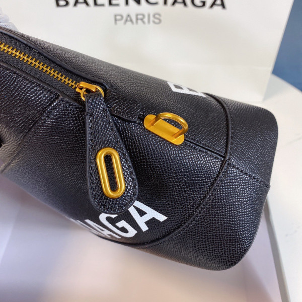 Ba*len*cia*ga ville top handle s