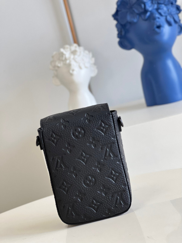 l**is V*t*n s-lock vertical wearable wallet