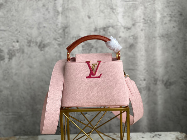 l**is V*t*n capucines mini