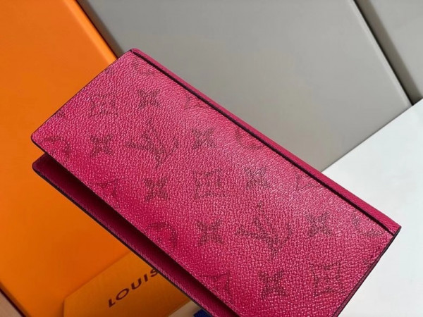 l**is V*t*n brazza wallet