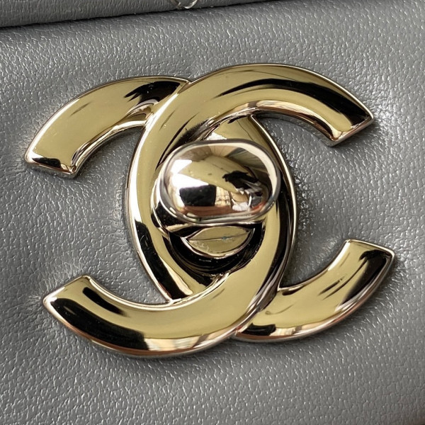 CL FLAP BAG