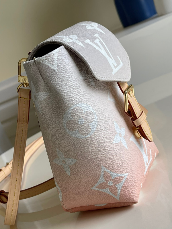 l**is V*t*n tiny backpack