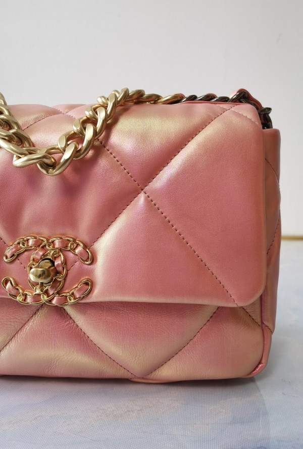 CL 19 LARGE FLAP BAG